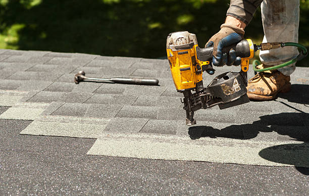 Best Flat Roof Repair Services  in Orfordville, WI
